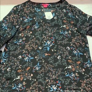 Bohemian Whimsigoth Sunny Leigh NWT Black Floral V-Neck Bell Sleeve Blouse XL‎